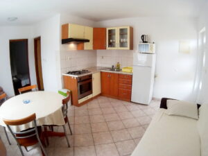 Read more about the article Apartment 5